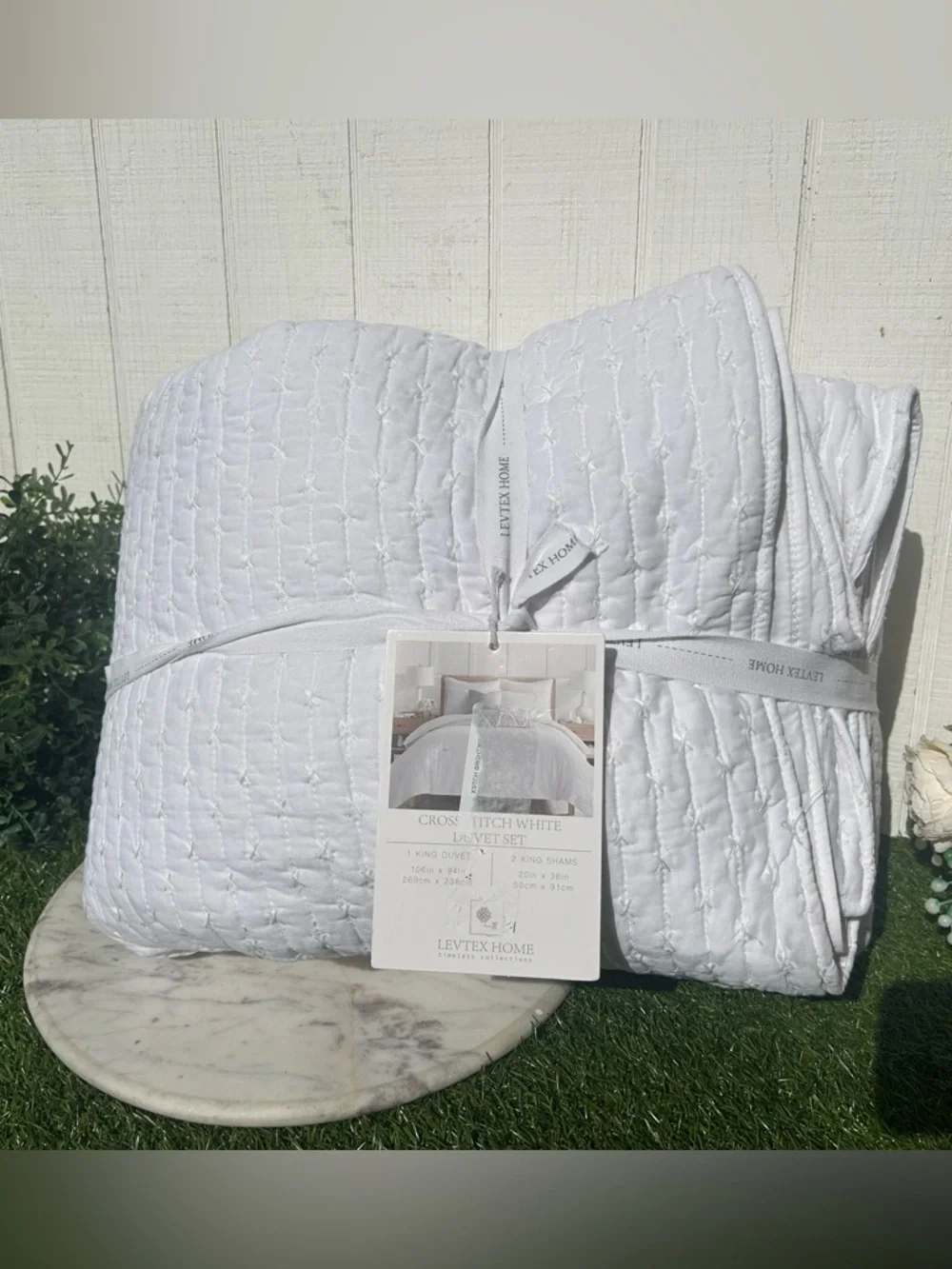 Levtex White Cross-Stitch Quilted Duvet Set white/new